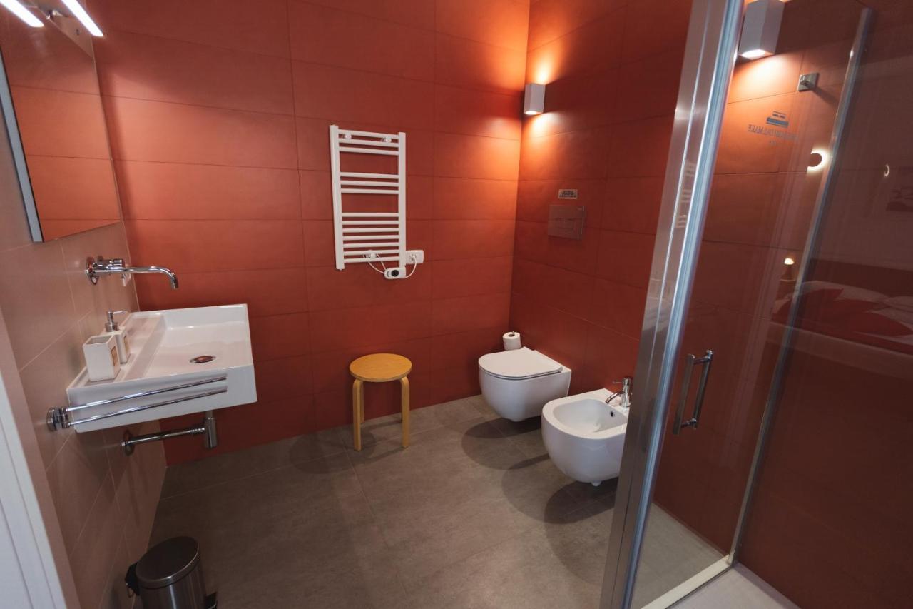 B&B A Due Passi Dal Mare Gela Buitenkant foto